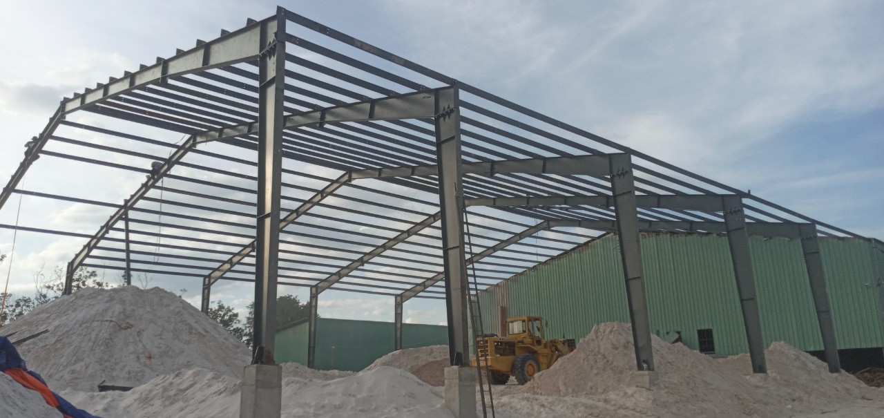Hình thi công nhà xưởng 29x72