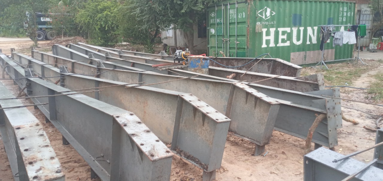 Hình thi công nhà xưởng 29x72