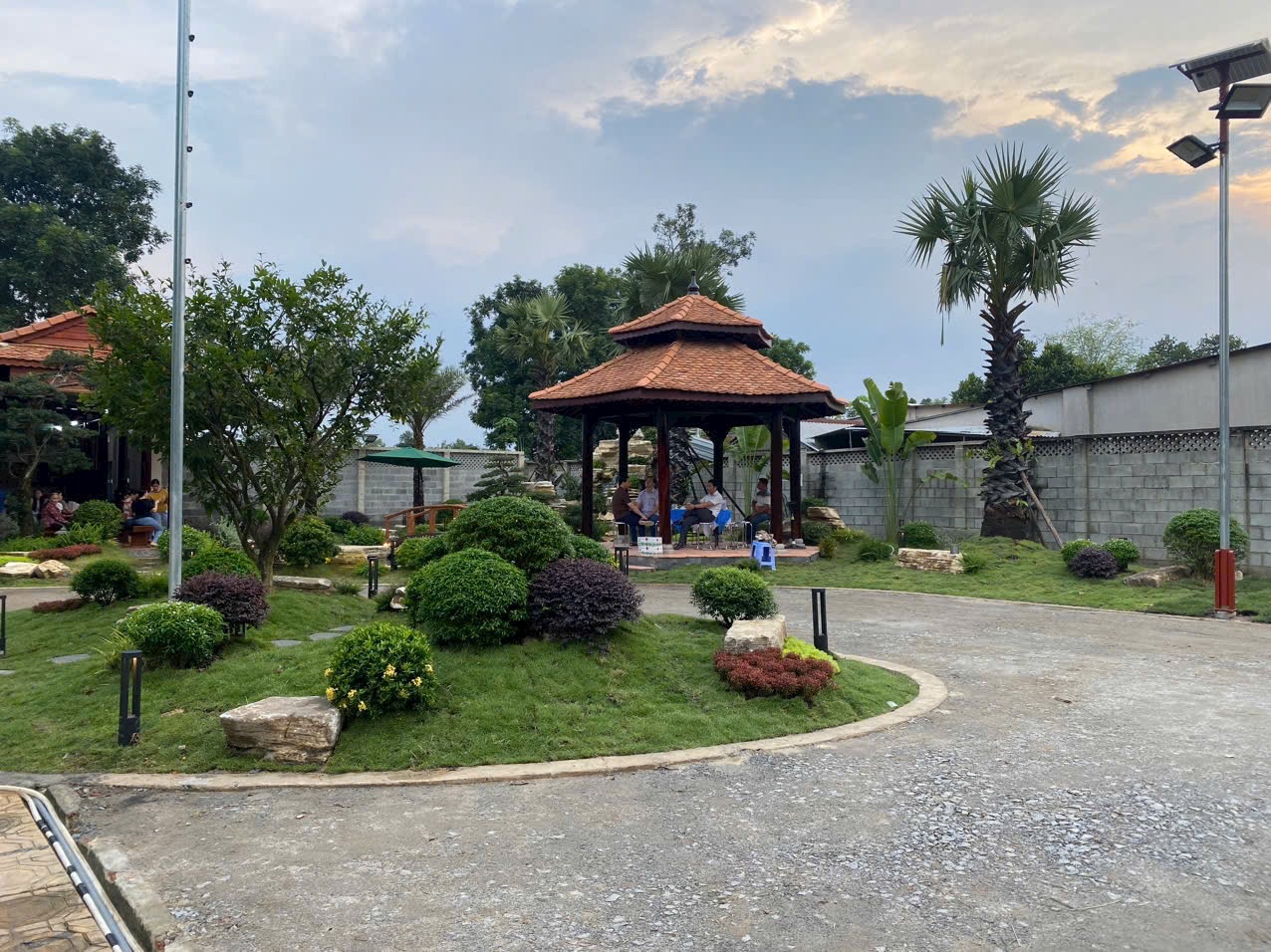 CÔNG TY MAI HỒNG LỢI